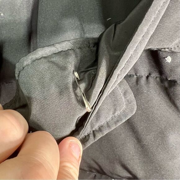 Larry Levine down, puffer coat with fox tail fur trim with flaws womens small - Picture 7 of 11